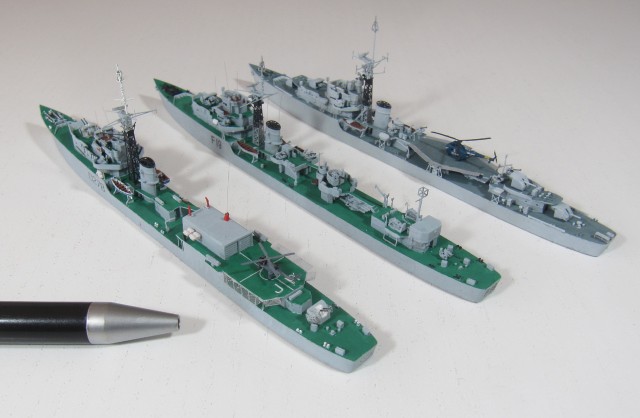 Fregatten Hr. Ms. Piet Hein, HMS Terpsichore und SAS Jan van Riebeeck (1/700)