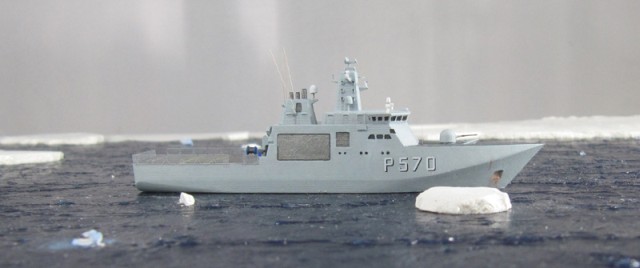 Patrouillenschiff Knud Rasmussen (1/700)