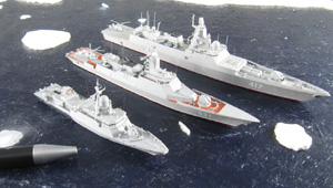 Korvetten Odinzowo und Soobrasitelny sowie Fregatte Admiral Gorschkow (1/700)