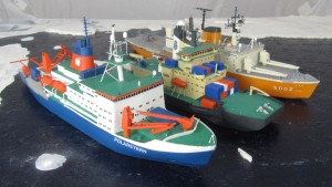 Polarforschungsschiff Polarstern, Oden II und Shirase (1/700)