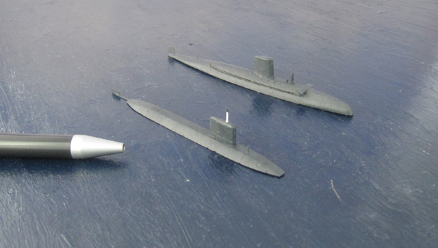 Jagd-U-Boot HMS Superb und HMS Conqueror (1/700)