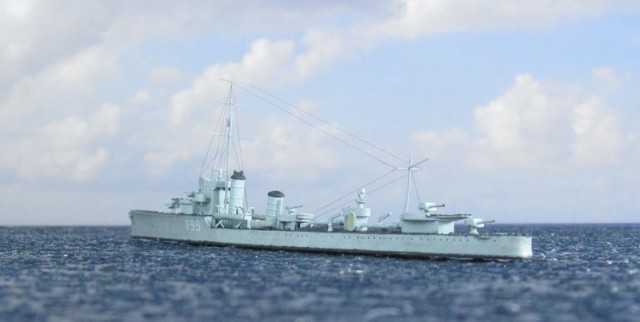 Britischer Flottillenführer HMS Valentine (1/700)