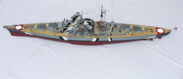 Schlachtschiff Bismarck (1/350)