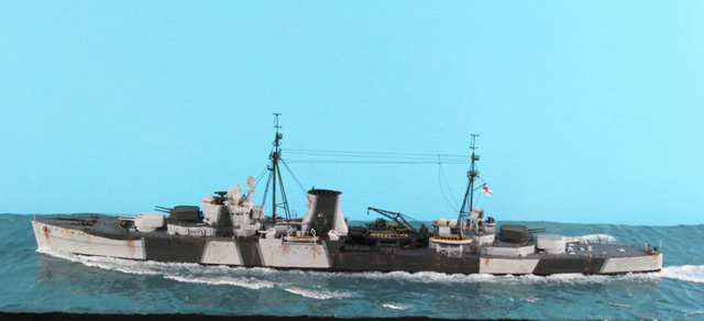 Britischer Leichter Kreuzer HMS Ajax (1/700)