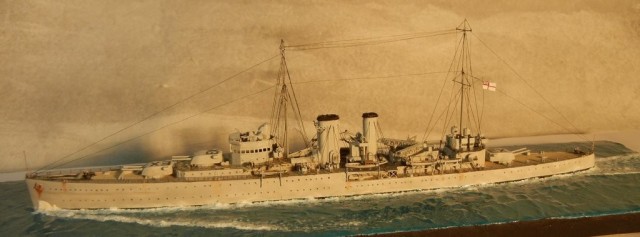 Schwerer Kreuzer HMS Exeter (1/700)