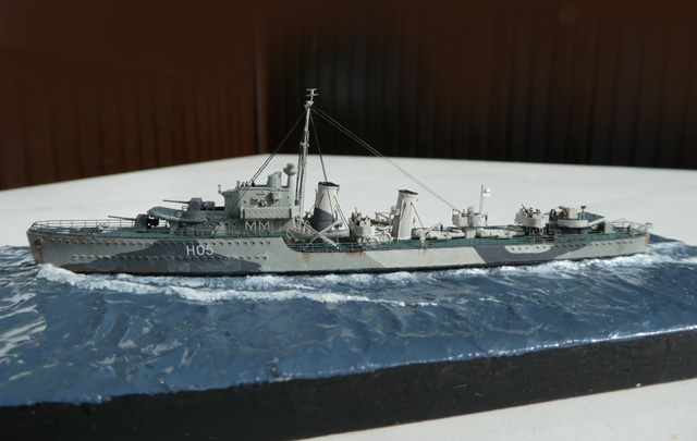 Zerstörer HMS Ithuriel (1/700)