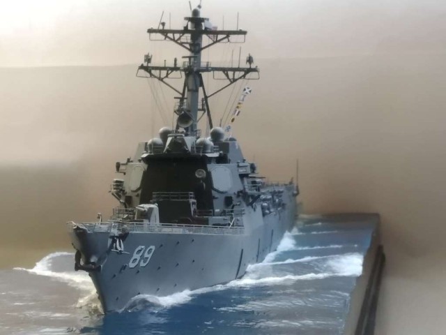 Lenkwaffenzerstörer USS Mustin (1/350)