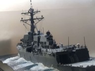 Lenkwaffenzerstörer USS Mustin (1/350)