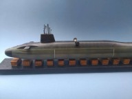 U-Boot mit ballistischen Raketen USS Victorious (1/350)