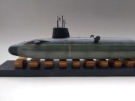 U-Boot mit ballistischen Raketen USS Victorious (1/350)