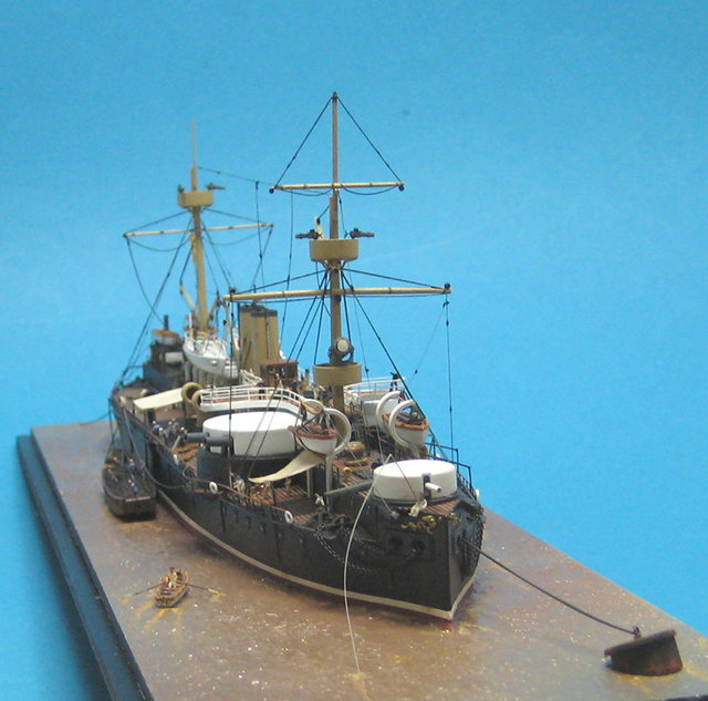 Schlachtschiff Ting Yuen 1/350 von Max Hecker