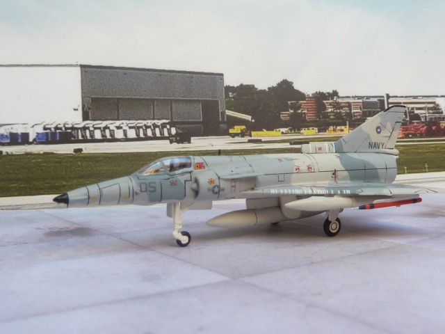 Feinddarstellungsflugzeug IAI F-21A Lion (1/144)