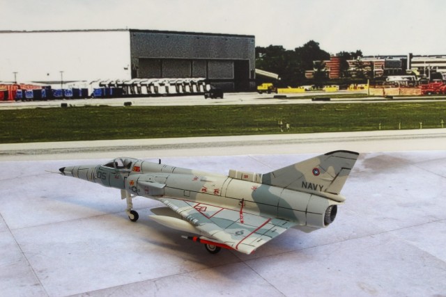 Feinddarstellungsflugzeug IAI F-21A Lion (1/144)