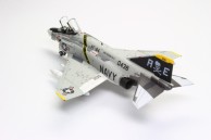 McDonnell Douglas F-4N Phantom II (1/144)