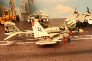 Grumman EA-6B Prowler (1/144)