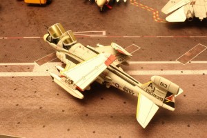 Grumman EA-6B Prowler (1/144)