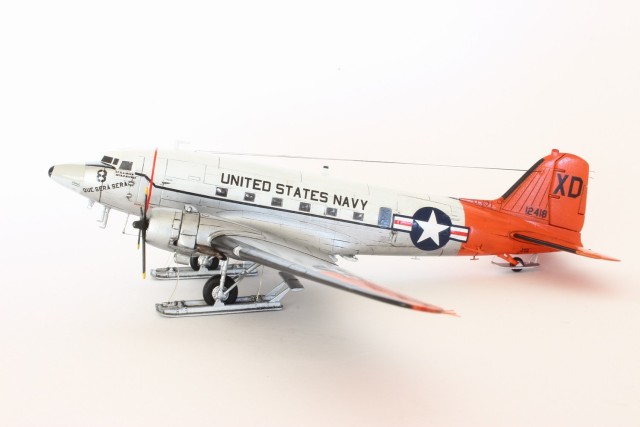 Transportflugzeug Douglas R4D-5L Que Sera Sera (1/144)