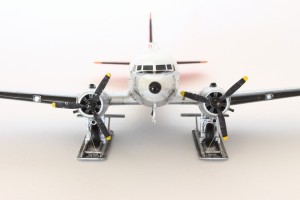Transportflugzeug Douglas R4D-5L Que Sera Sera (1/144)