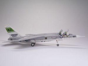 North American RA-5C Vigilante (1/144)