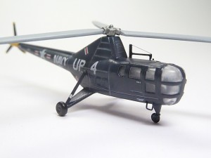 Hubschrauber Sikorsky HO3S-1 (1/144)