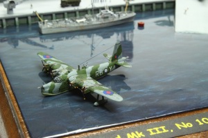 Sunderland Mk III und MTB Fairmile C (1/700)