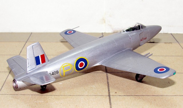 Jagdflugzeug Supermarine Attacker (1/72)