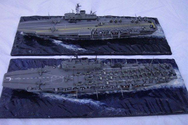 Flugzeugträger HMS Eagle und Ark Royal (1/700)