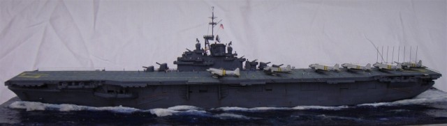 Flugzeugträger USS Philippine Sea (1/700)
