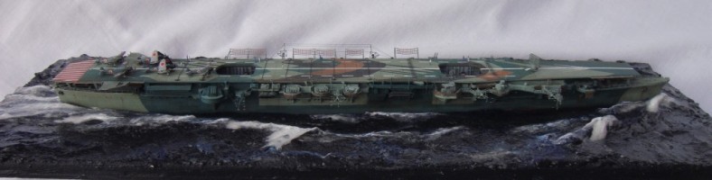 Flugzeugträger Chitose (1/700)