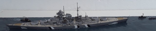 Schlachtschiff Bismarck (1/700)