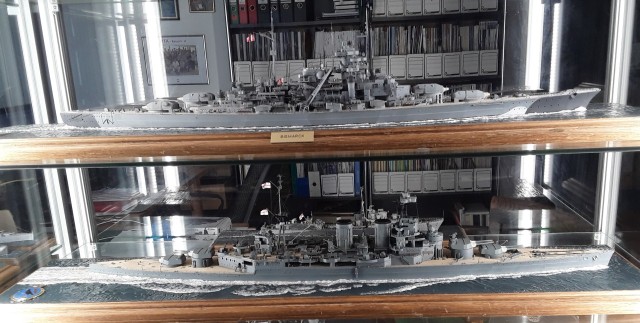 Schlachtkreuzer HMS Hood und Schlachtschiff Bismarck (1/350)