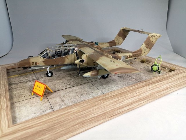 Aufklärungsflugzeug North American Rockwell OV-10D+ Bronco (1/48)