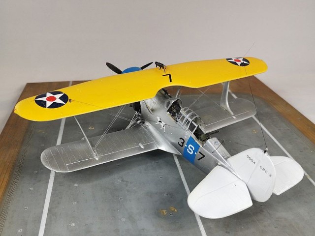 Sturzkampfbomber Curtiss SBC-3 Helldiver (1/48)