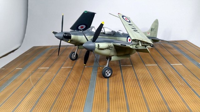 Jagdflugzeug De Havilland Sea Hornet NF.21 (1/48)