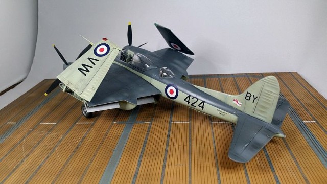 Jagdflugzeug De Havilland Sea Hornet NF.21 (1/48)