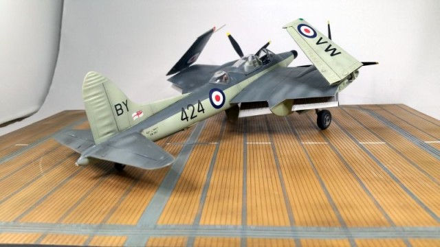 Jagdflugzeug De Havilland Sea Hornet NF.21 (1/48)