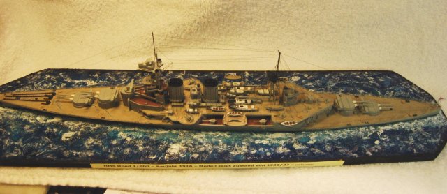 HMS Hood 1/600 von Paul Neuhaus