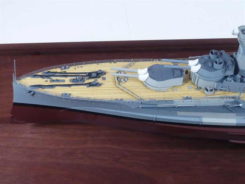 Atlas Schiff Kriegsschiff HMS Warspite Originalgetreu  Neuwertig 