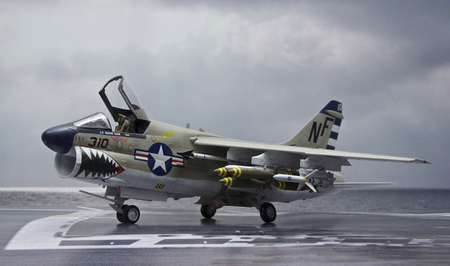 LTV A-7E Corsair II (1/48)