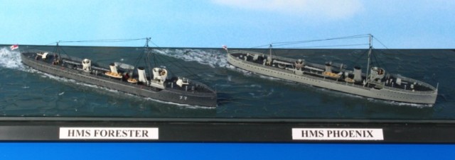 Zerstörer HMS Forester und HMS Phoenix (1/700)
