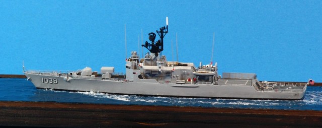 Fregatte USS McCloy (1/700)