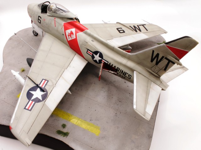 Jagdbomber North American FJ-4 Fury (1/48)