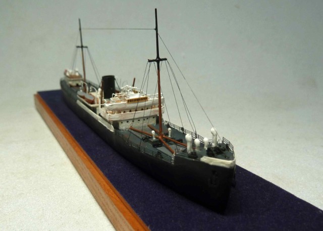 Frachtschiff des Typs Duxford (1/700)