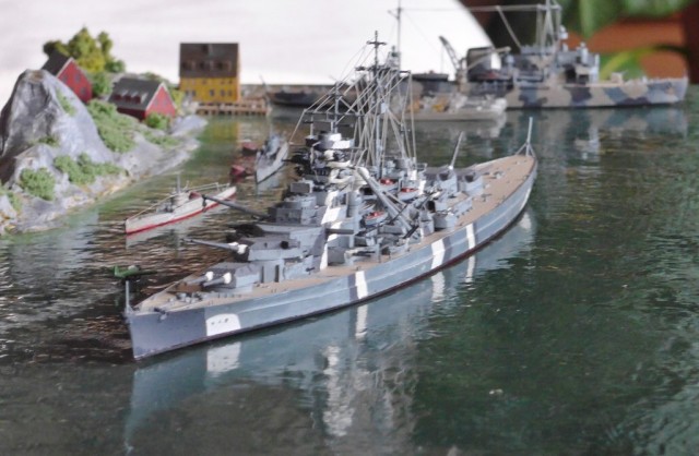 Bismarck, U-Boote, Adolf Lüderitz mit Schnellbooten
