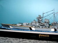 Schlachtschiff Bismarck 1/350 von Willy Menzel