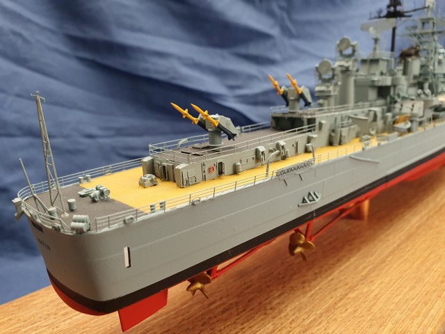 Lenkwaffenkreuzer USS Boston (1/350)