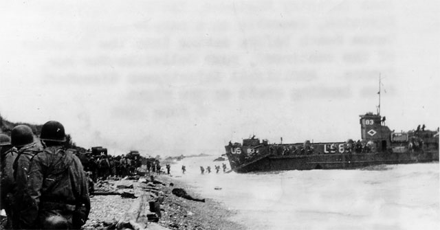 US-Truppen landen am 6. Juni am Omaha Beach