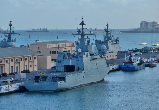Patrouillenschiff Relámpago im Hafen von Las Palmas de Gran Canaria, Foto Thomas Träger