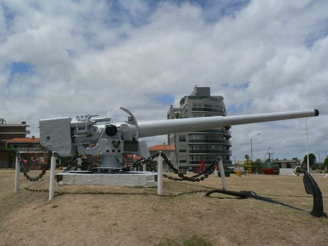 15cm Geschütz der Graf Spee