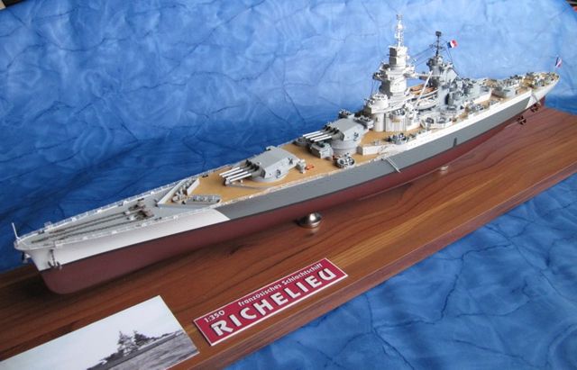 Schlachtschiff Richelieu 1/350 von Albrecht Baier